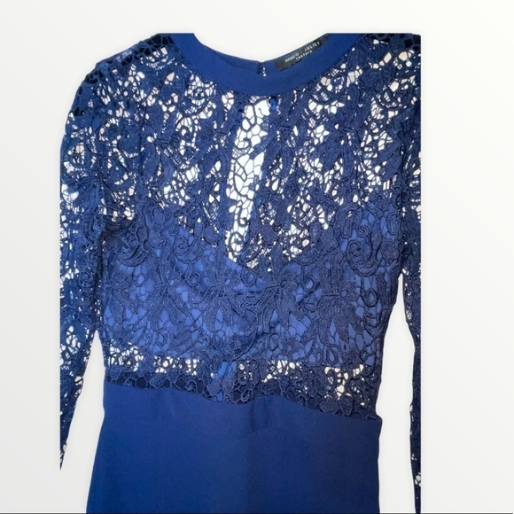 ROMEO + JULIET COUTURE Navy Blue Lace Long Sleeve Cut Out Mini Dress, Size M - Picture 6 of 8